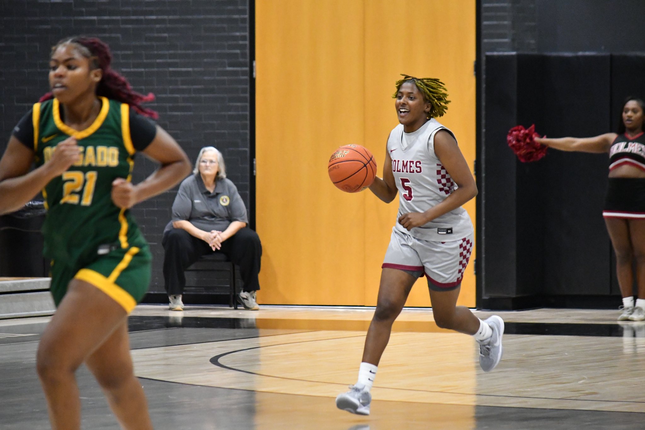 Lady Bulldogs get 69-39 win over Southwest Lady Bears