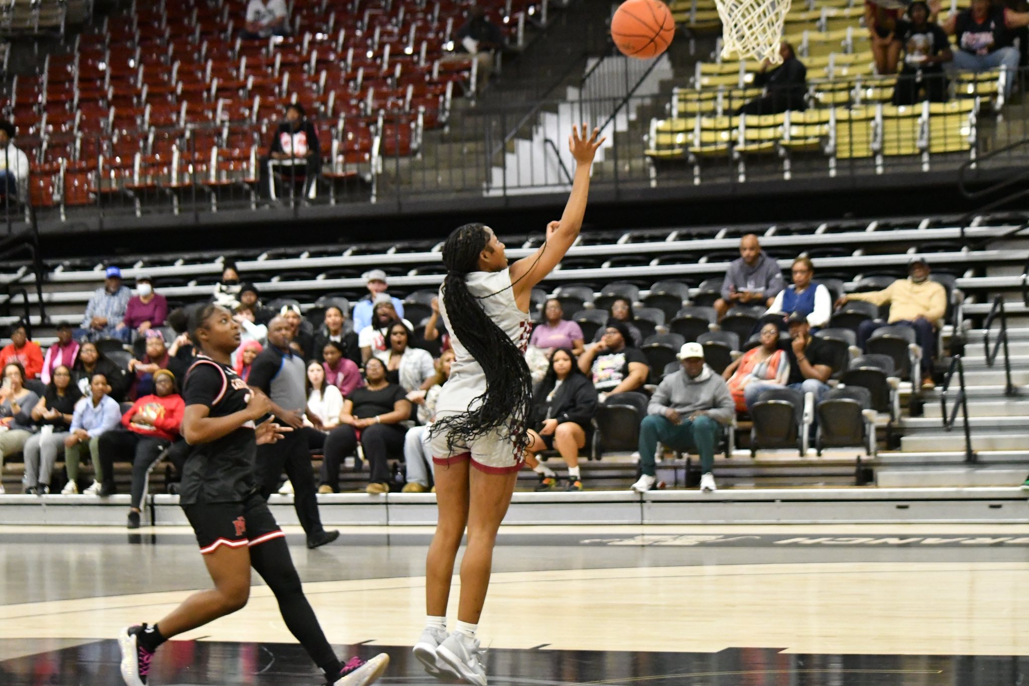 Lady Bulldogs knock off Lady Lions, 71-60